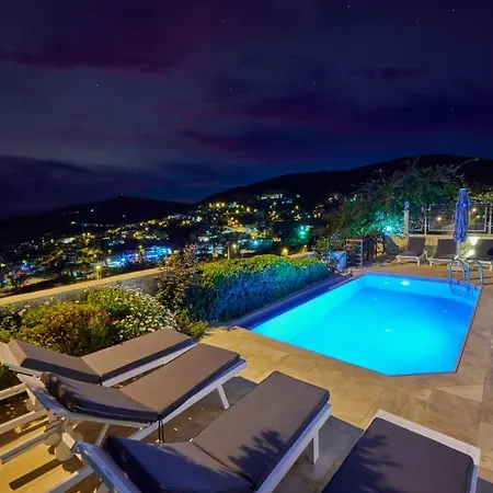 Luxus Skyla Mit 5 Schlafzimmern&meer-blick Villa Kaş